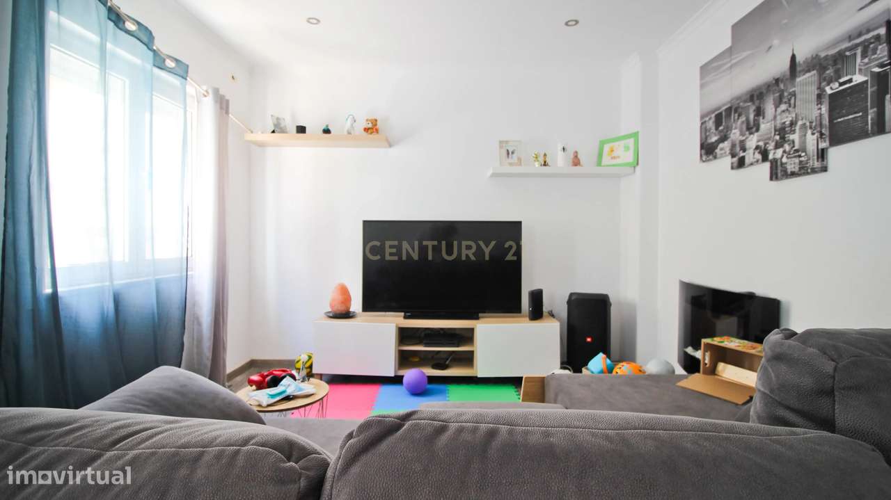 Apartamento T2 Renovado em Portimão - Grande imagem: 2/16