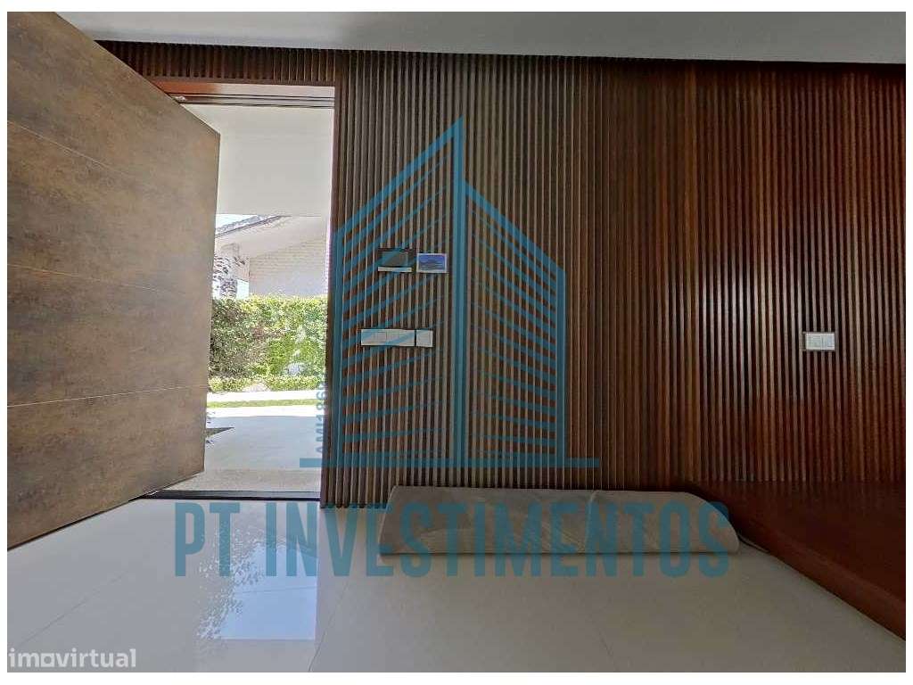 Moradia semi-nova T5+1 em Santa Joana - Aveiro-35