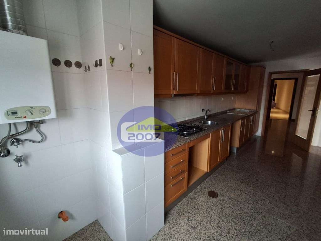 Apartamento T3 no Bonfim-1