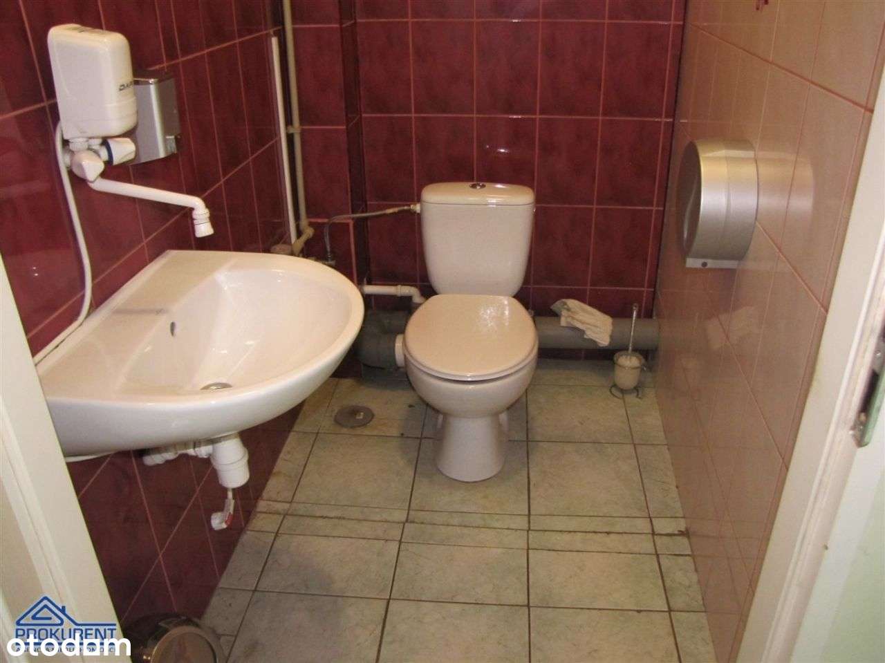 Ul. Piekarska - do sprzedaży lokale biurowe w bardzo atrakcyjnej cenie-6