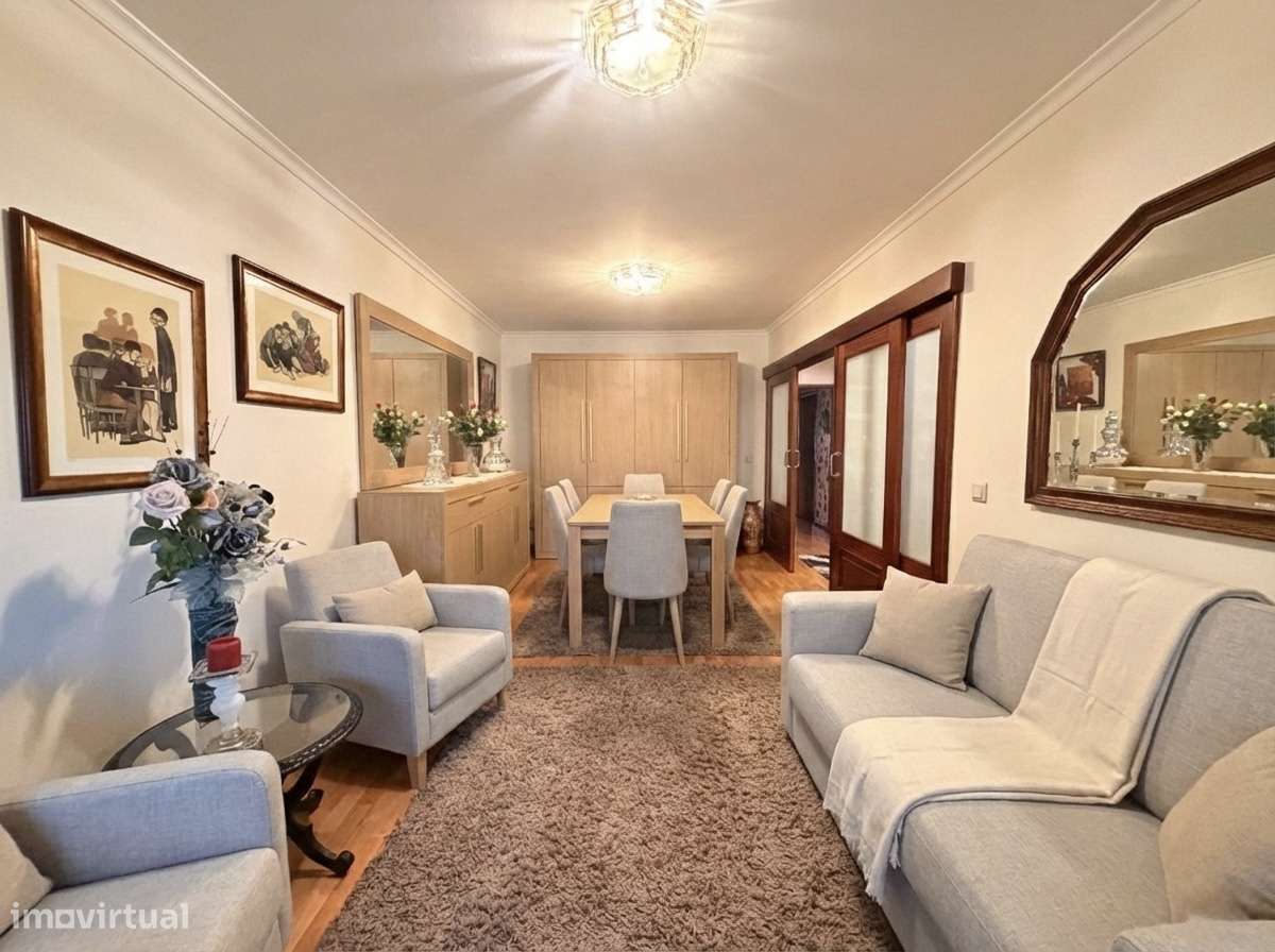 Apartamento T2+1 | Senhora da Hora | elevador, varanda e garagem BOX - Grande imagem: 3/21