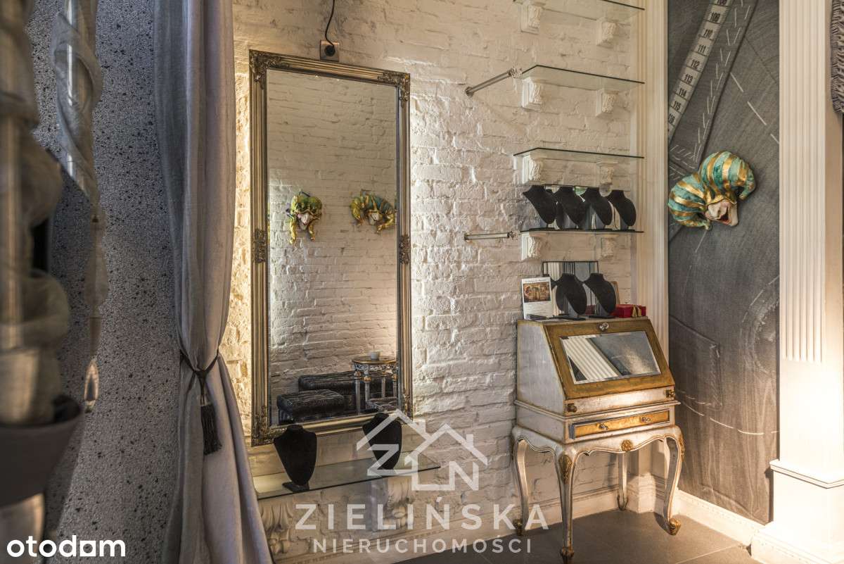 Lokal usługowy z antresolą na Powiślu-9