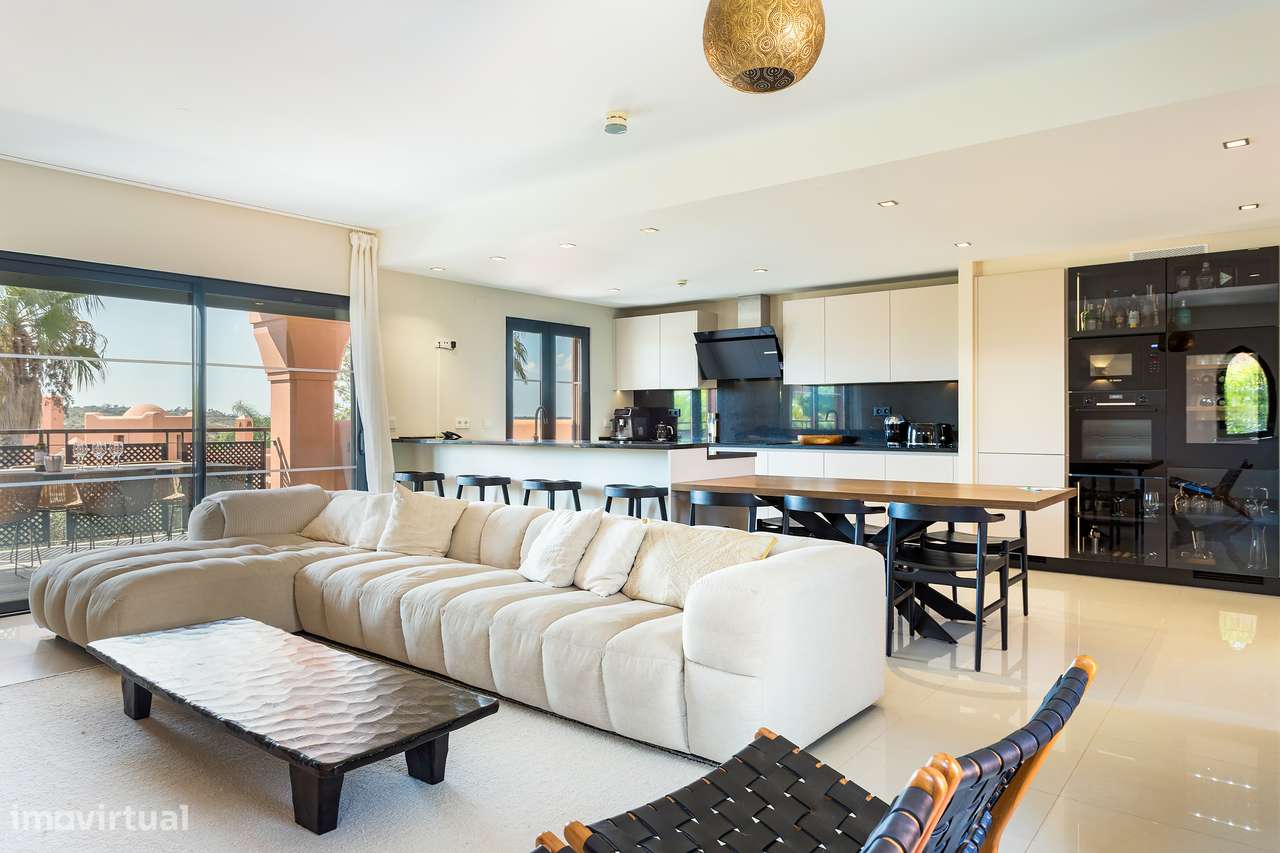 Moradia V3 Moderna em Prestigiado Resort de Golfe - Grande imagem: 5/58