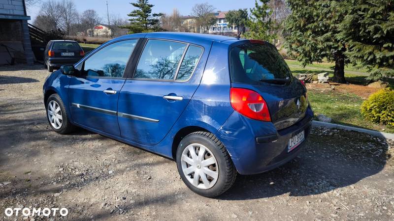 Renault Clio 1.4 16V Expression - 3