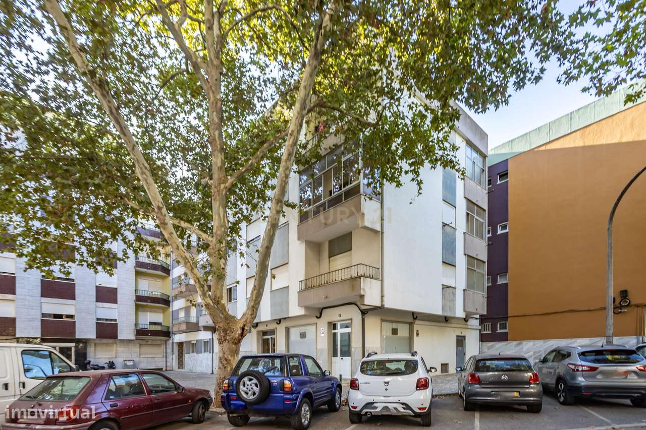 Apartamento T2+1 Quinta Alves da Silva-9
