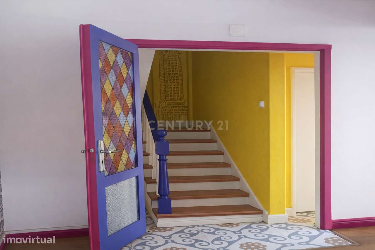 Apartamento T2 +1 Duplex em Alvalade, Lisboa - Oportunidade Única-22