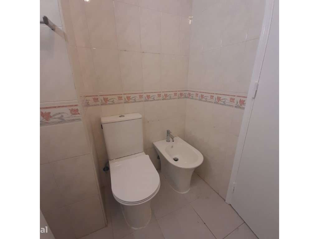 Apartamento T2 - Tapada das Mercês-5