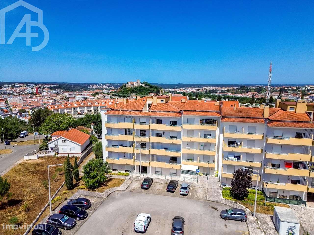 Apartamento T3 com garagem  – Vale da Cabrita, Leiria-22