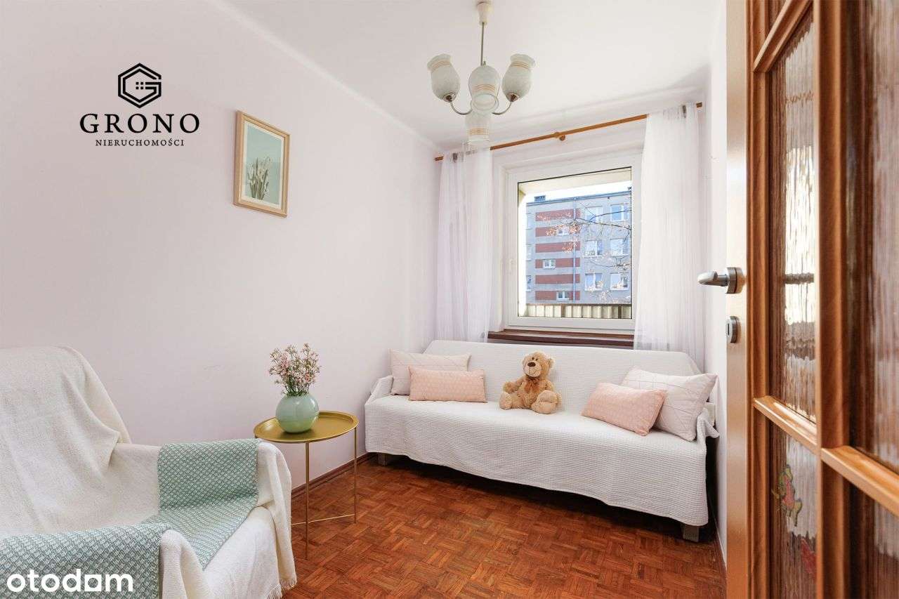 Na sprzedaż 2 piętro, ul. Antoniukowska 22a-0