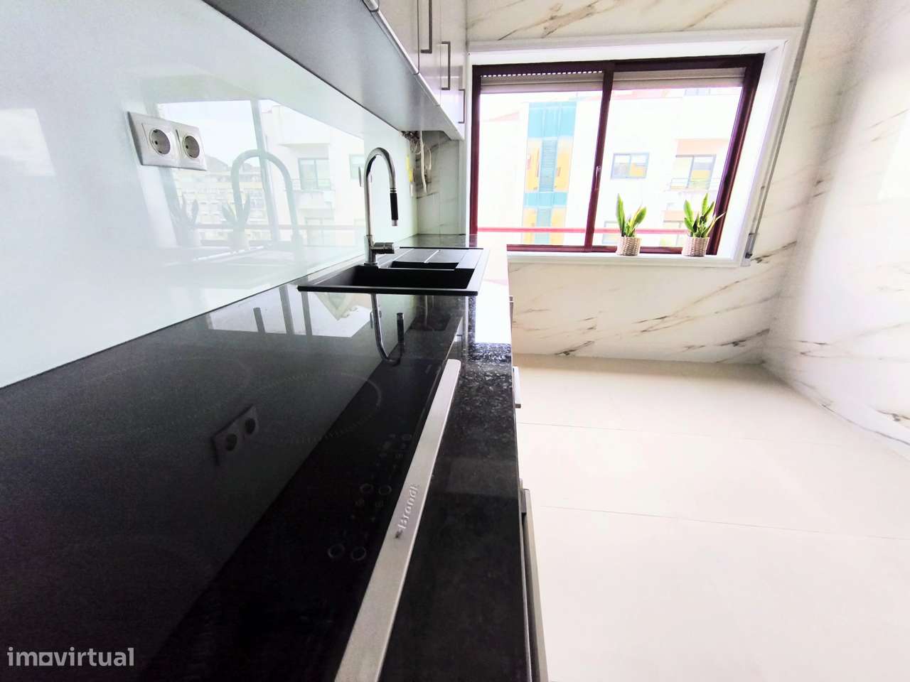 T2 com garagem para garantia do estado - Grande imagem: 4/25