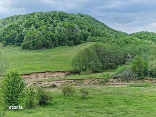 Teren intravilan,deschidere strada 22.5m,in natură,vedere panoramică