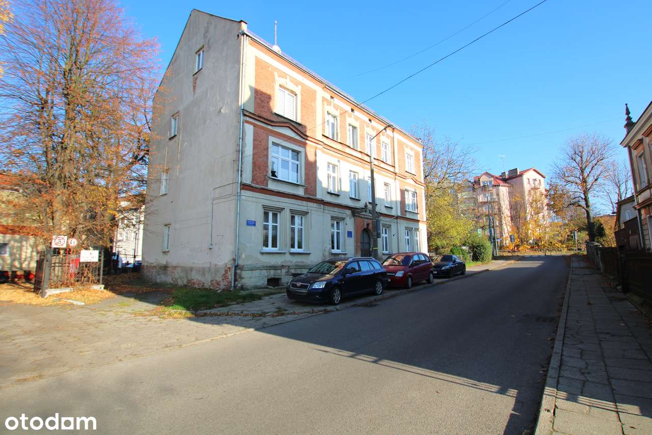 Mieszkanie 5-pokojowe z ogródkiem przy budynku MEDIA MIEJSKIE-17