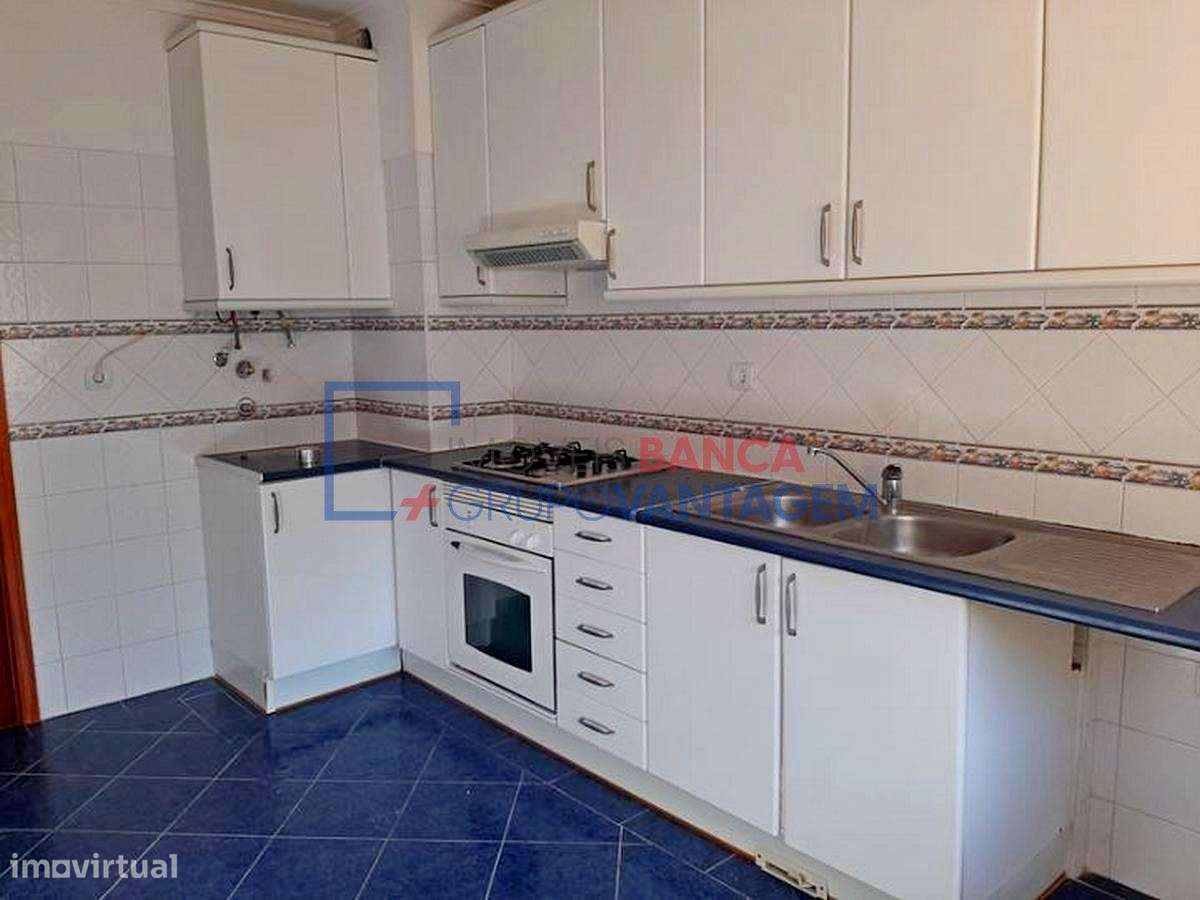 Apartamento T2 no Alto do Seixalinho  Barreiro - Grande imagem: 2/17