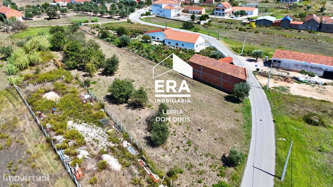 TERRENO COM 1.600M² COM POTENCIAL PARA CONSTRUÇÃO-2