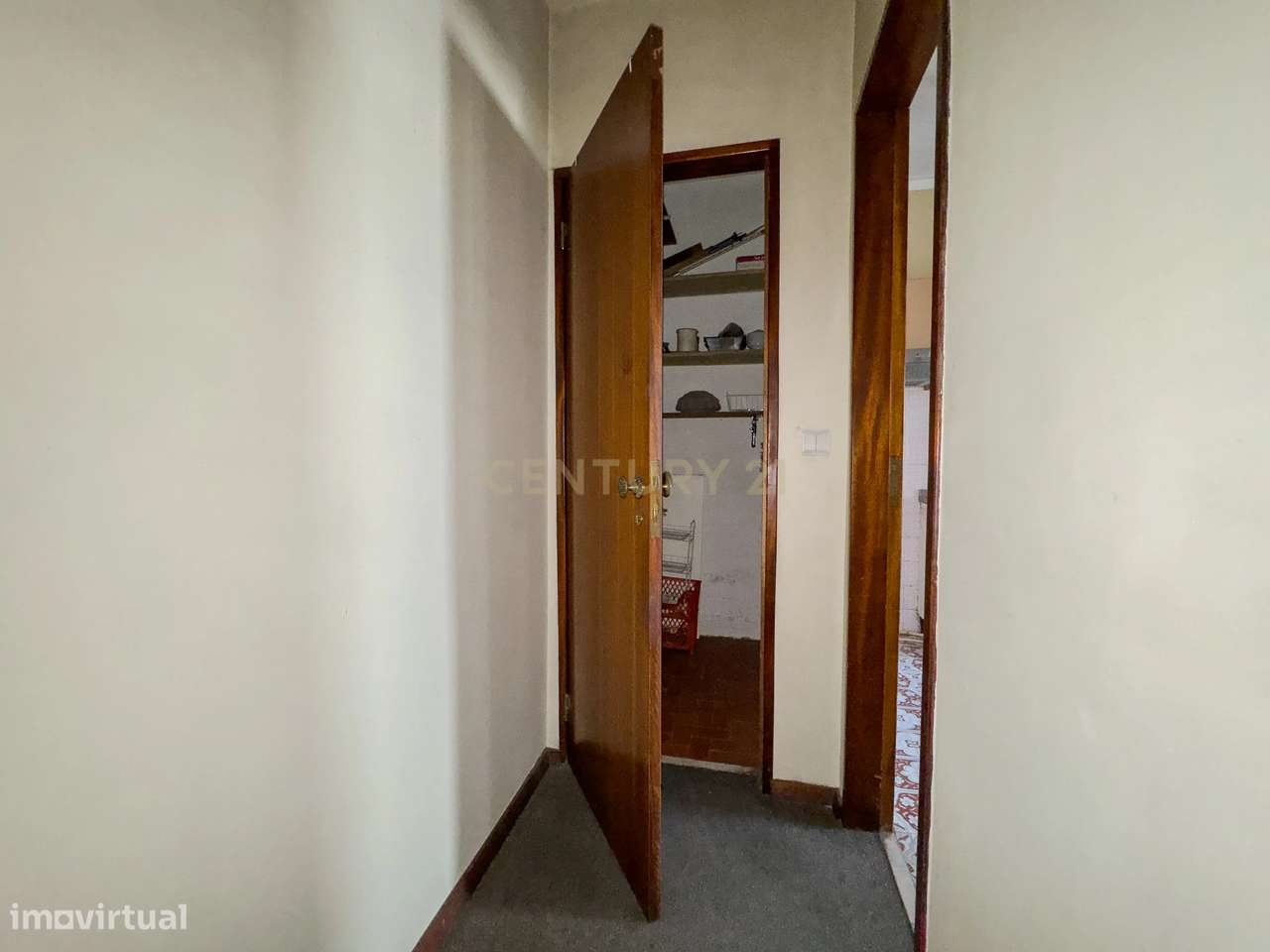 Apartamento T2 com Vista de Rio | Almada-18