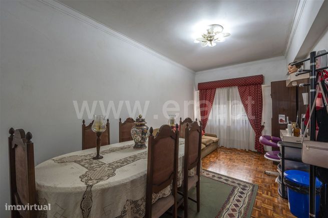 Apartamento  T3; Paivas-1
