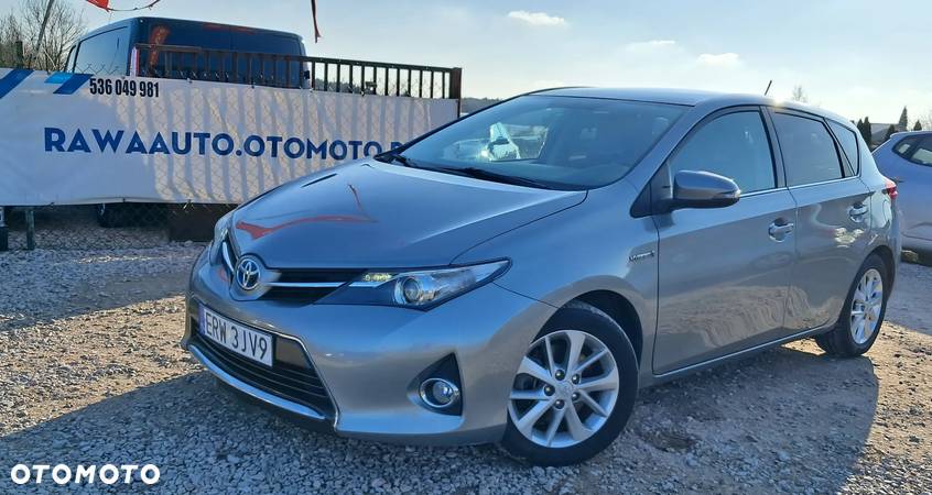 Toyota Auris 1.8 VVT-i Hybrid Automatik Design Edition - 1