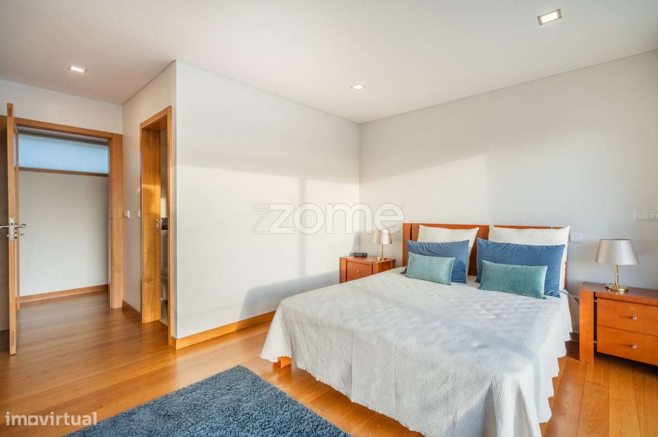 Moradia T4 com piscina | Esposende-19