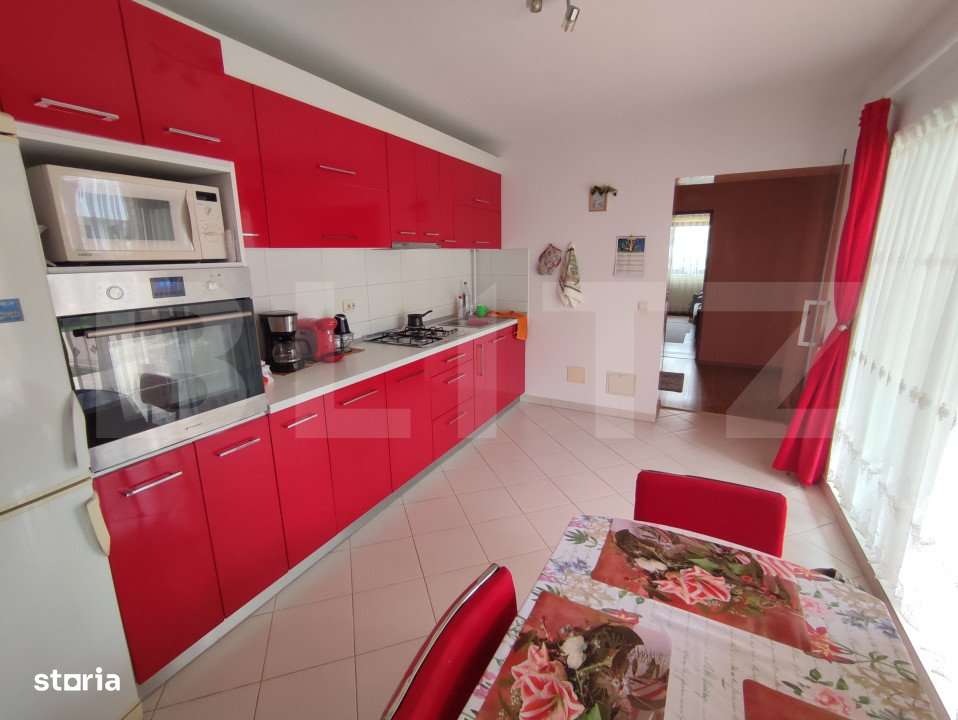 Casa 4 camere, central, Radauti! - Imagine principală: 5/19