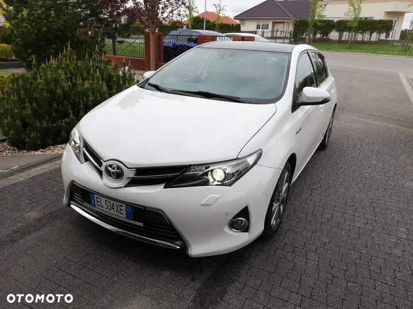 Toyota Auris - 2