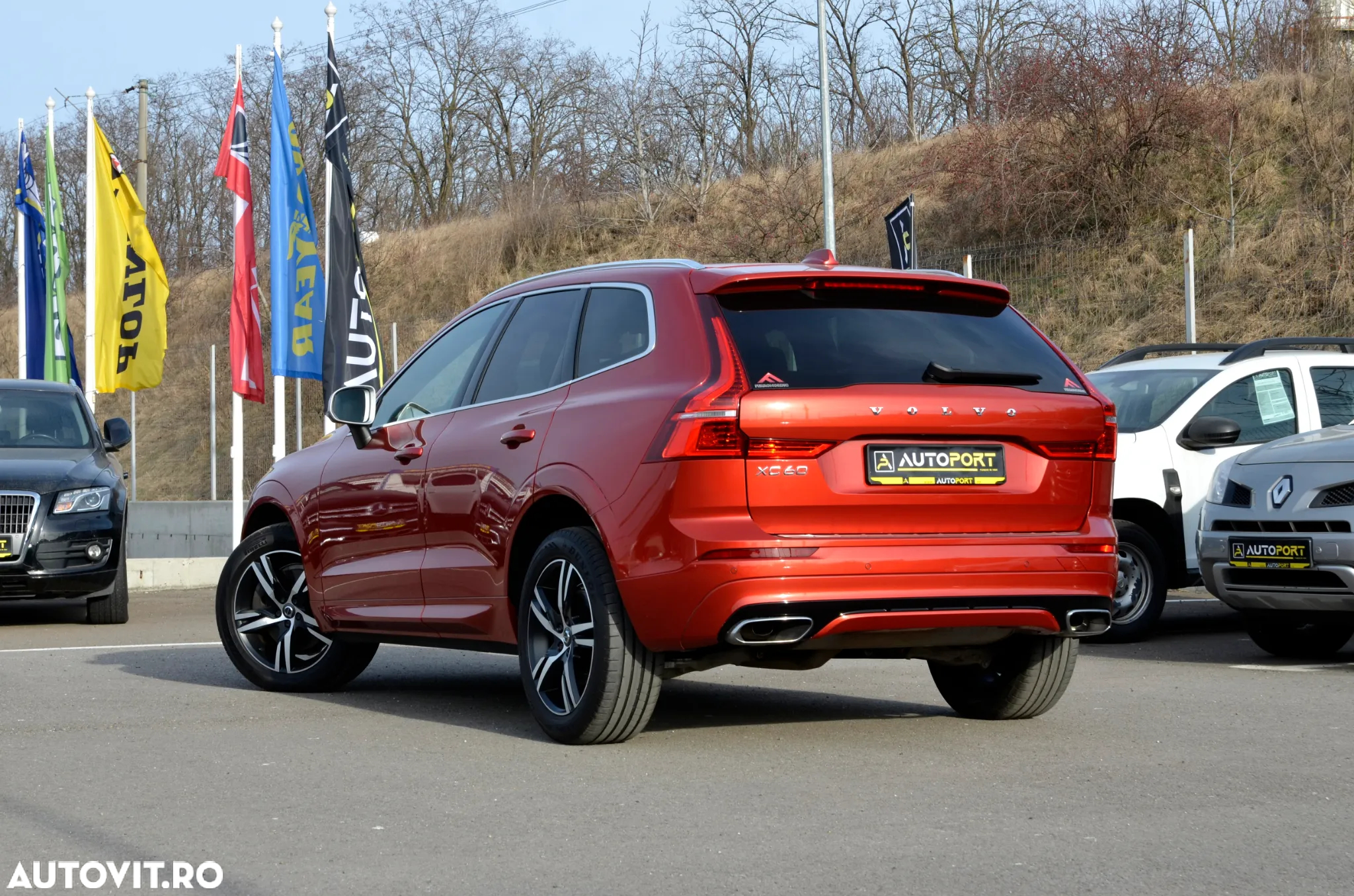 Volvo XC 60 D3 R-Design - 4