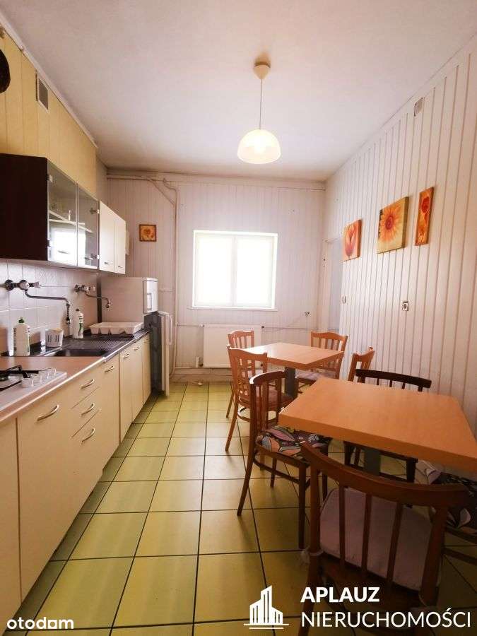 Dom z pokojami na wynajem w super lokalizacji, Kar-6