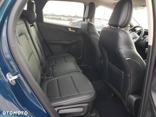 Ford Escape 2.0 EcoBoost AWD Titanium - 9