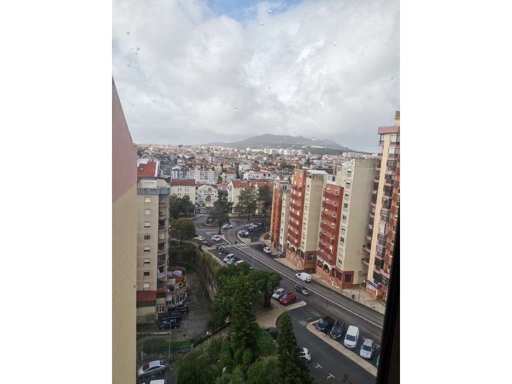 APARTAMENTO T2 PARA VENDA EM TAPADA DAS MERCÊS-8