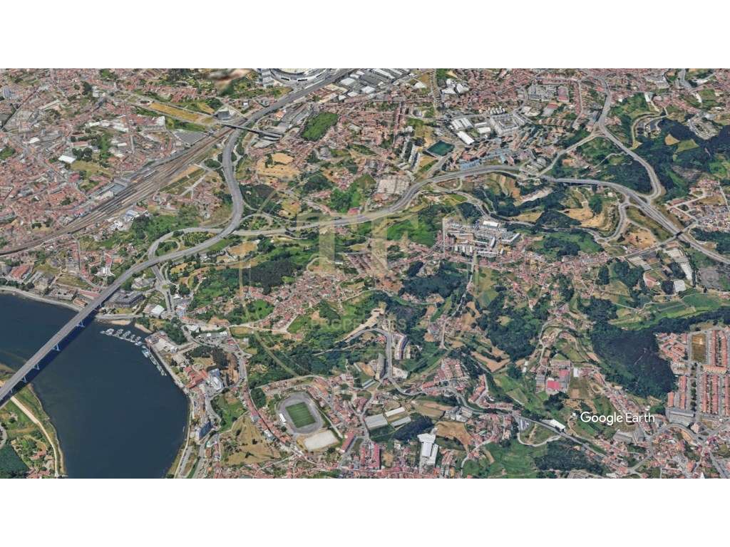 Apartamento T2 em Campanhã com lugar de garagem-11