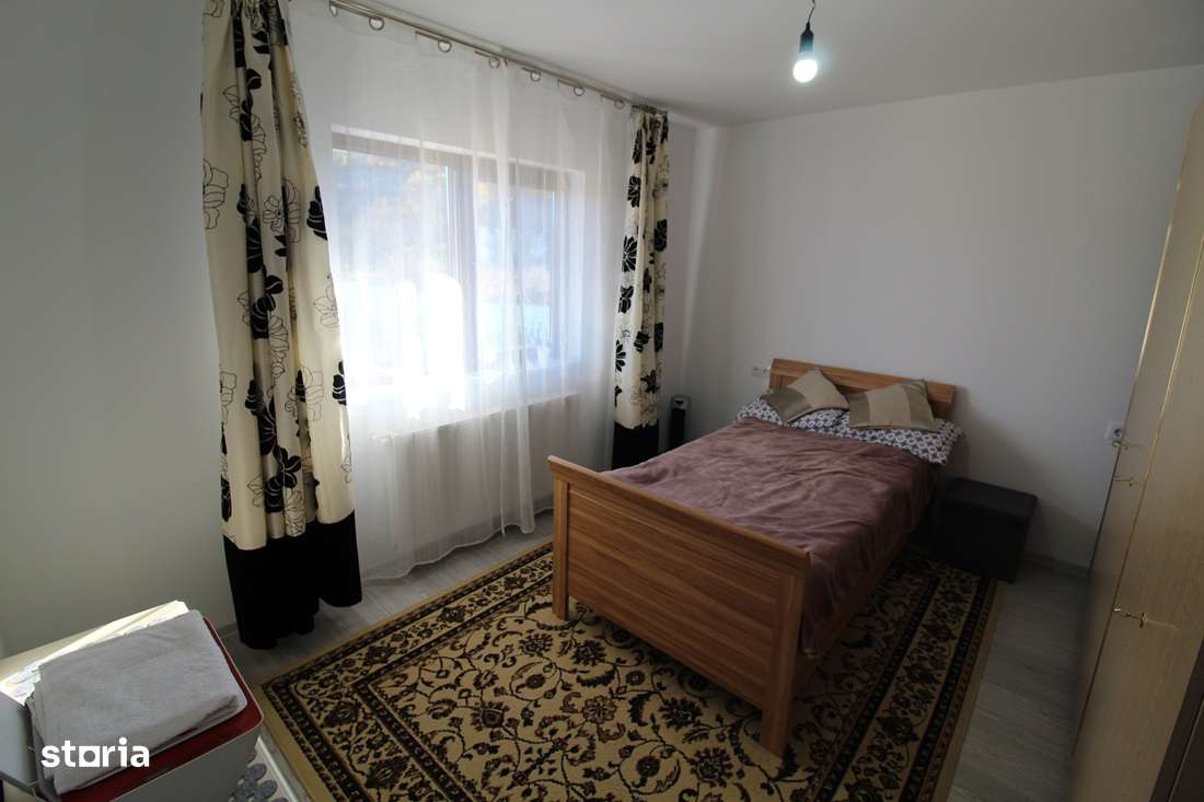 Vând casă parter în Teliucu Inferior, la 6km de Hunedoara, teren 555mp-17