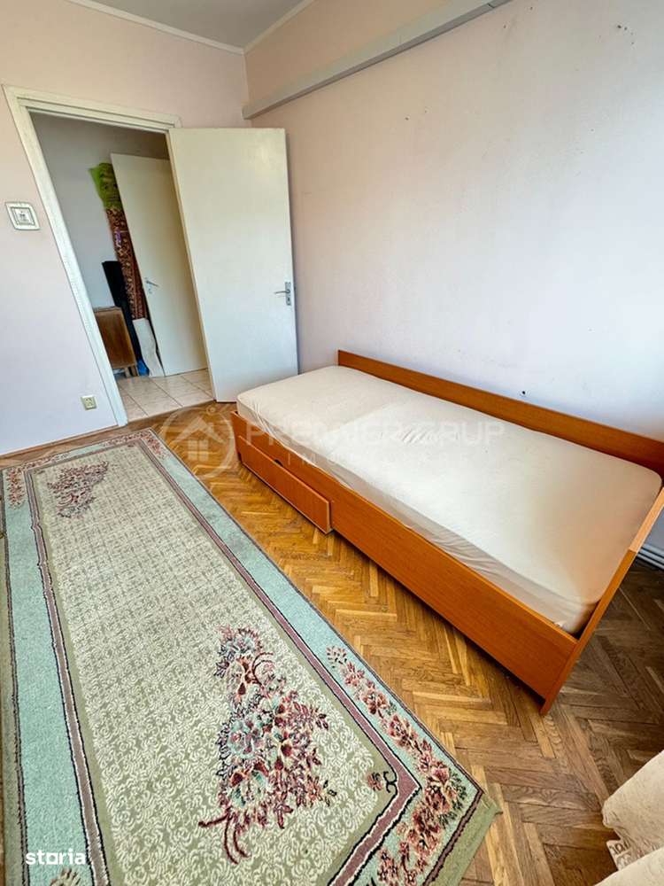Apartament 3 camere, Podu Ros, 70mp, CT,  AC - Imagine principală: 4/12