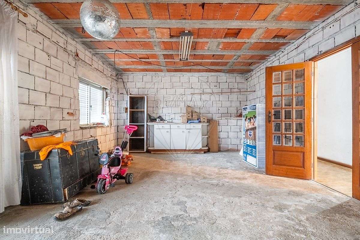 Moradia T3 para venda-24