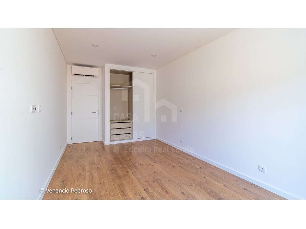 Vende Apartamento T3 - Ericeira, A Casa das Casas - Grande imagem: 3/10