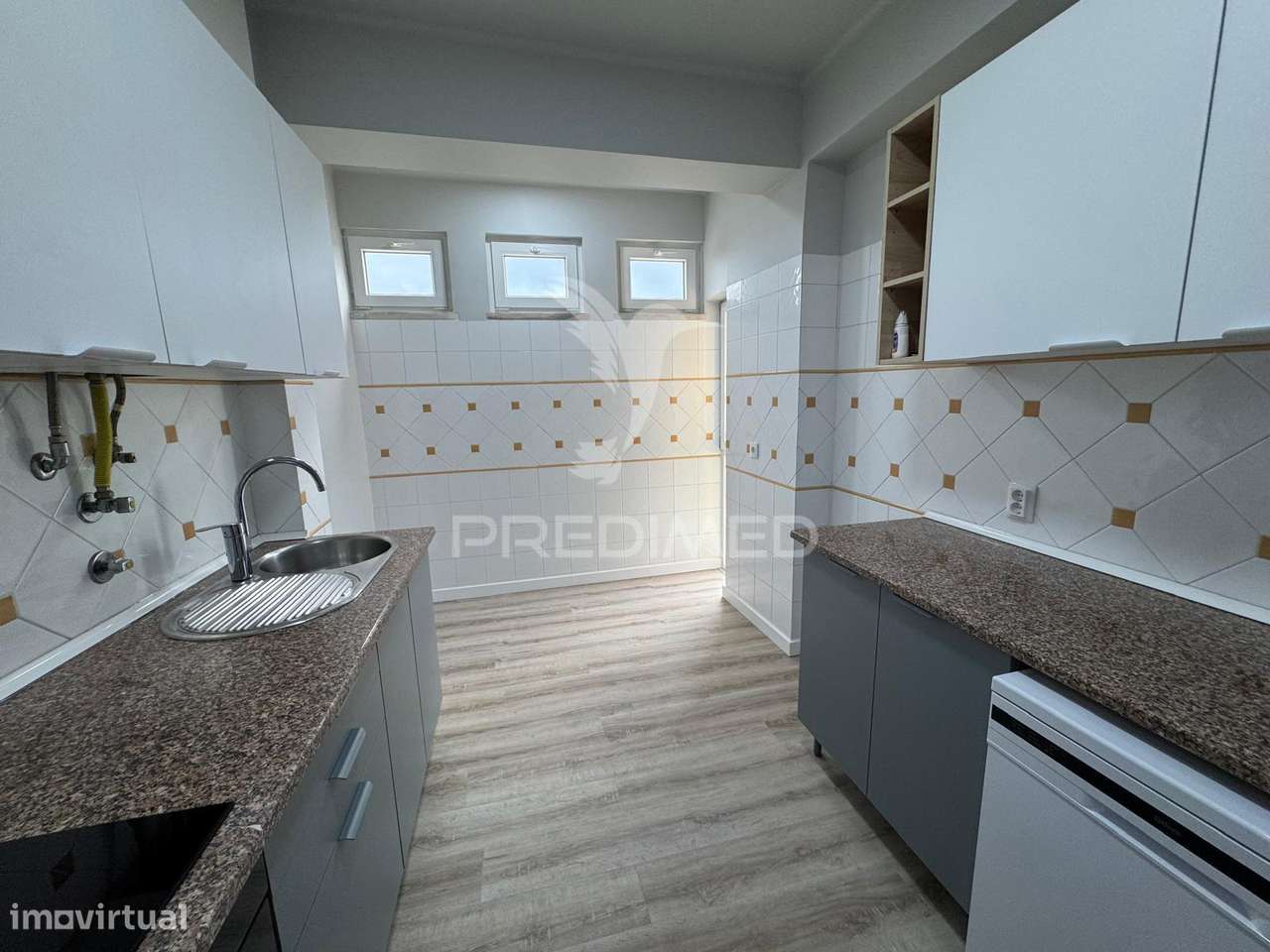 Apartamento T2 Renovado Hospital - Grande imagem: 2/40