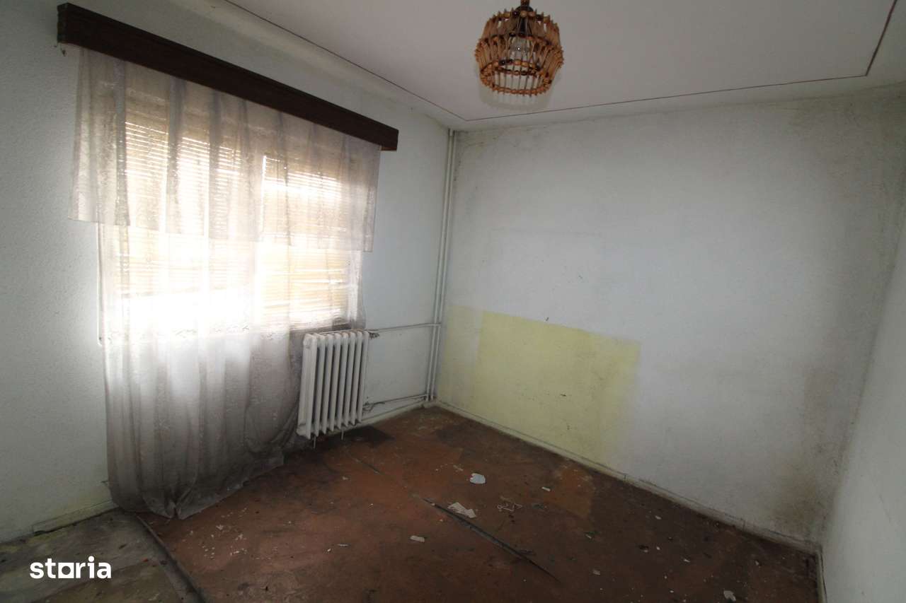 Apartament 2 camere, 48 mp, etaj 3,  ultracentral,   Rovinari - Imagine principală: 5/7