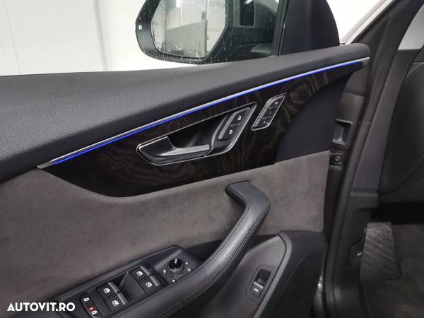 Audi Q8 50 TDI quattro tiptronic - 16