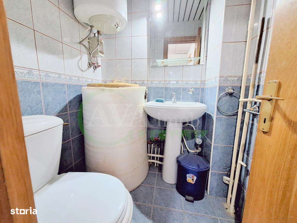 Apartament 3 camere decomandat, zona Nord-11