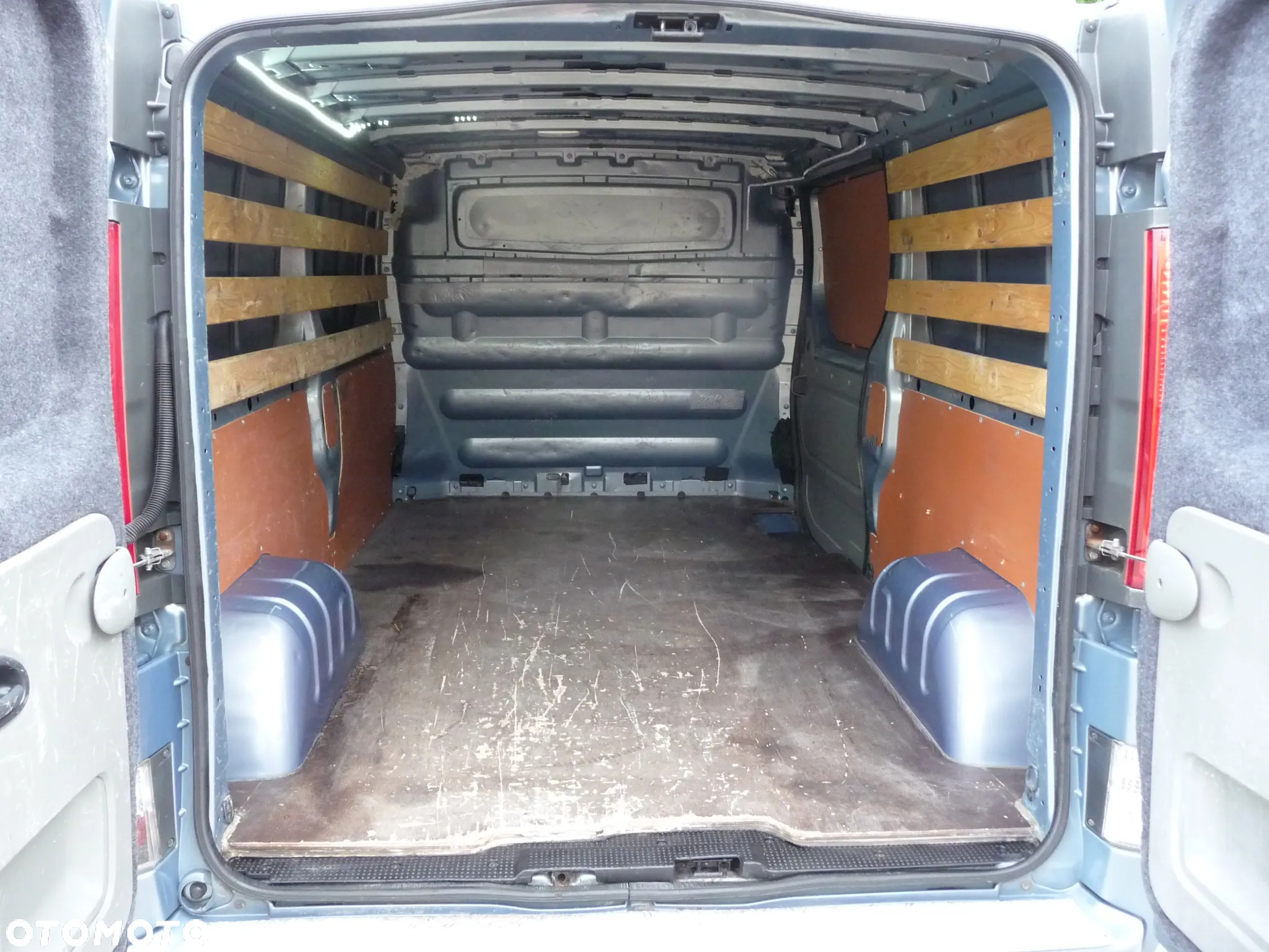 Renault Trafic - 16