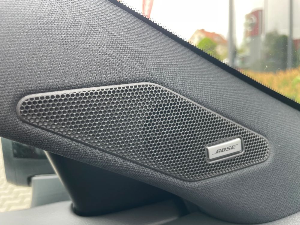 Kamery 360 / Panorama / P. Zimowy / Bose / Felgi 20''