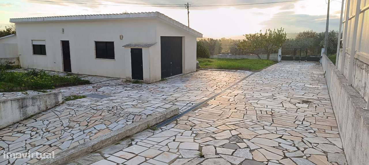 Moradia T6 com Cave, R/Chão e Sótão Aproveitado | A 3 km de Tomar-5