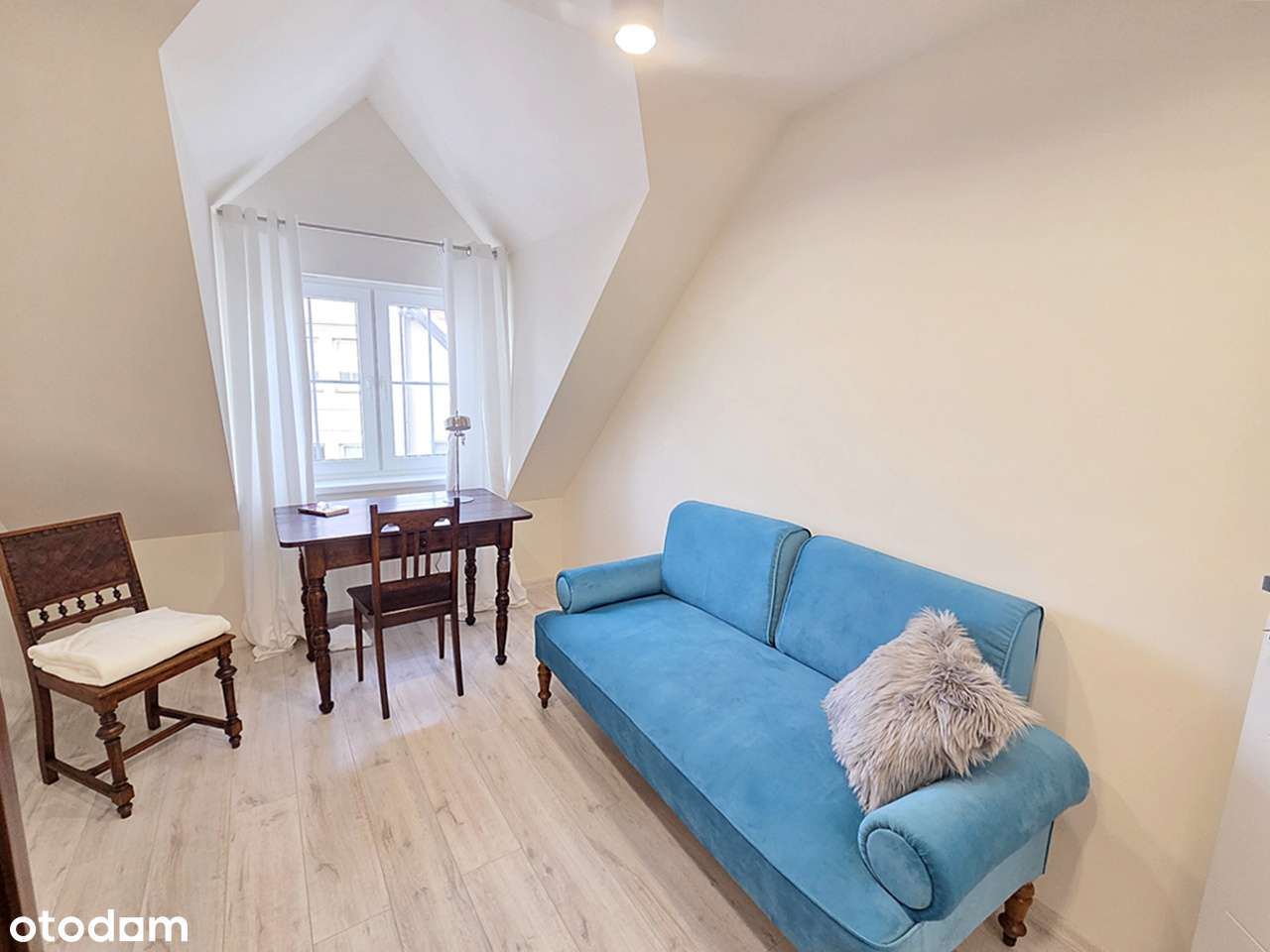 2-poziomowy apartament przy Jeziornej-5