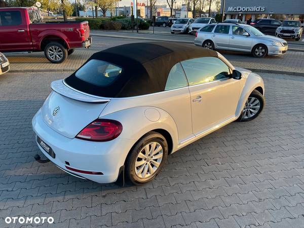 Volkswagen Beetle 2.5 - 9