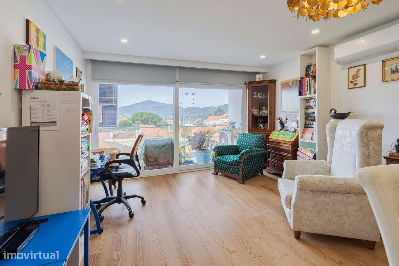 Apartamento T2 Novo e Vista Premium para a Serra | Setúbal-6