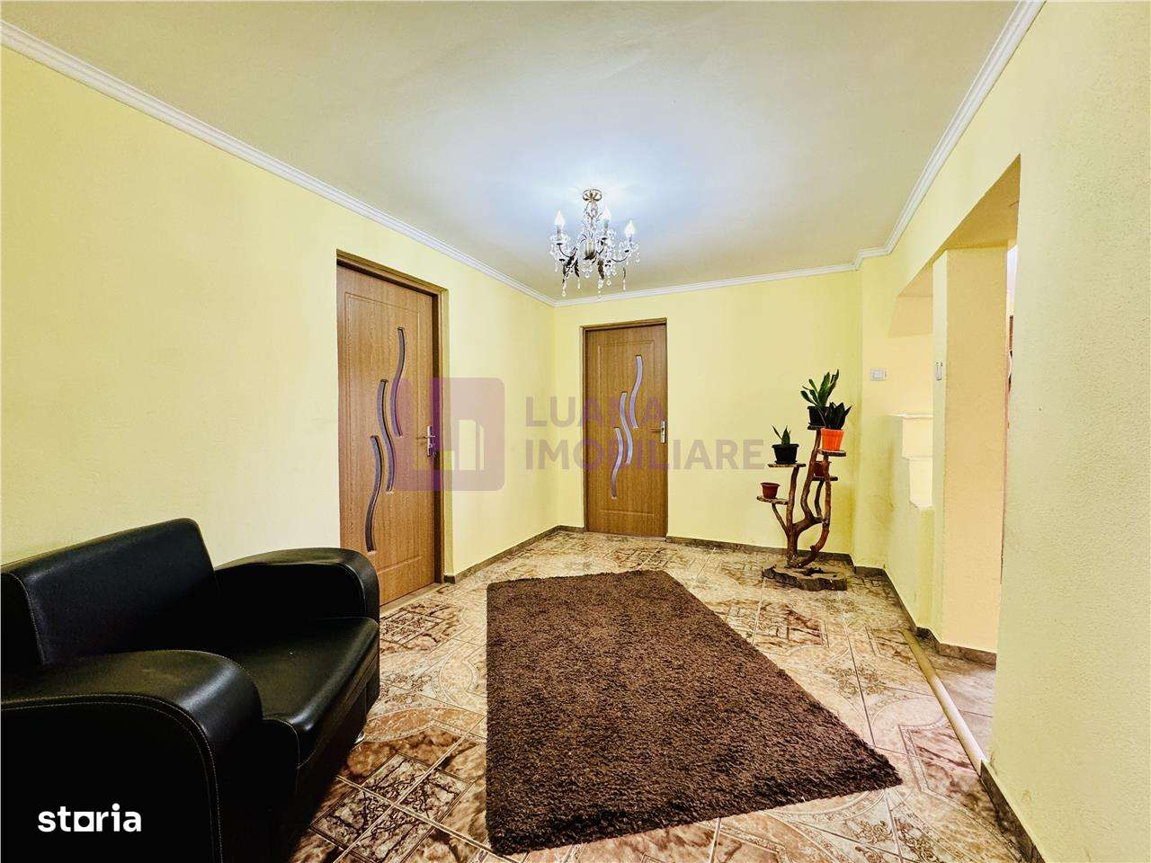 Casa cu 4 camere in Avrig | renovata | teren 250 mp | - Imagine principală: 5/11