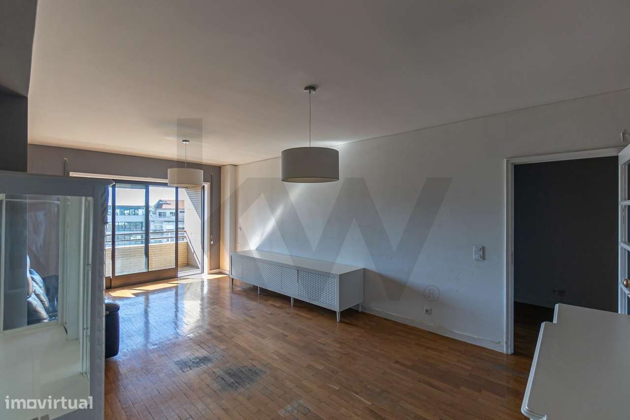 T3 à Av. da Republica em Gaia - próximo de General Torres e Câmara de - Grande imagem: 4/37