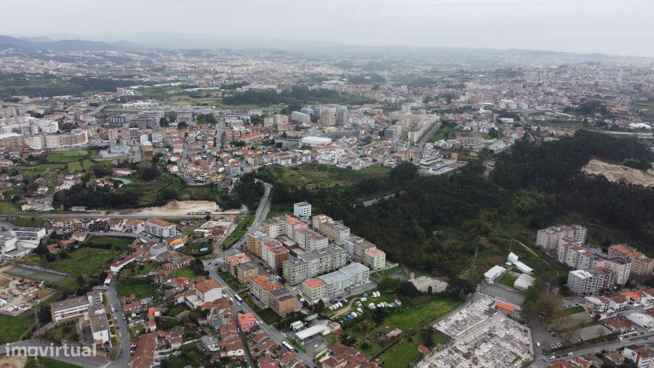 Apartamento T2 em ótimo estado localizado em Águas Santas - Grande imagem: 2/20