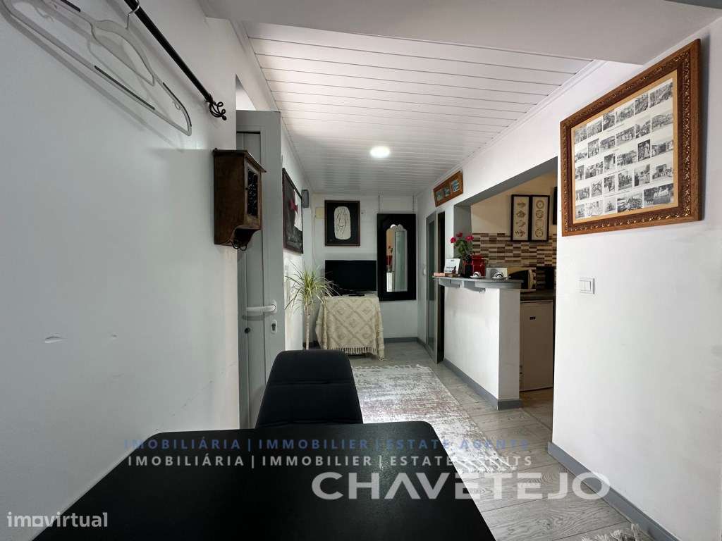 Oportunidade! Alojamento local com estúdio e T1 em funcionamento no...-22