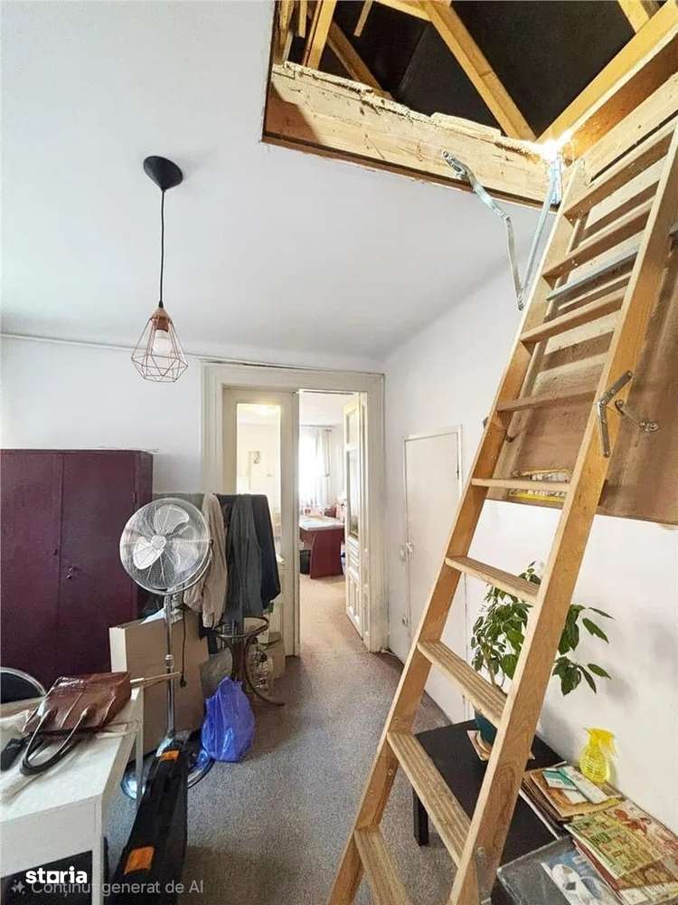 Corp de casa zona centrala,strada LUNGĂ!-12