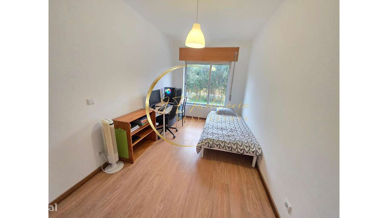 Apartamento T3 em Esgueira-20
