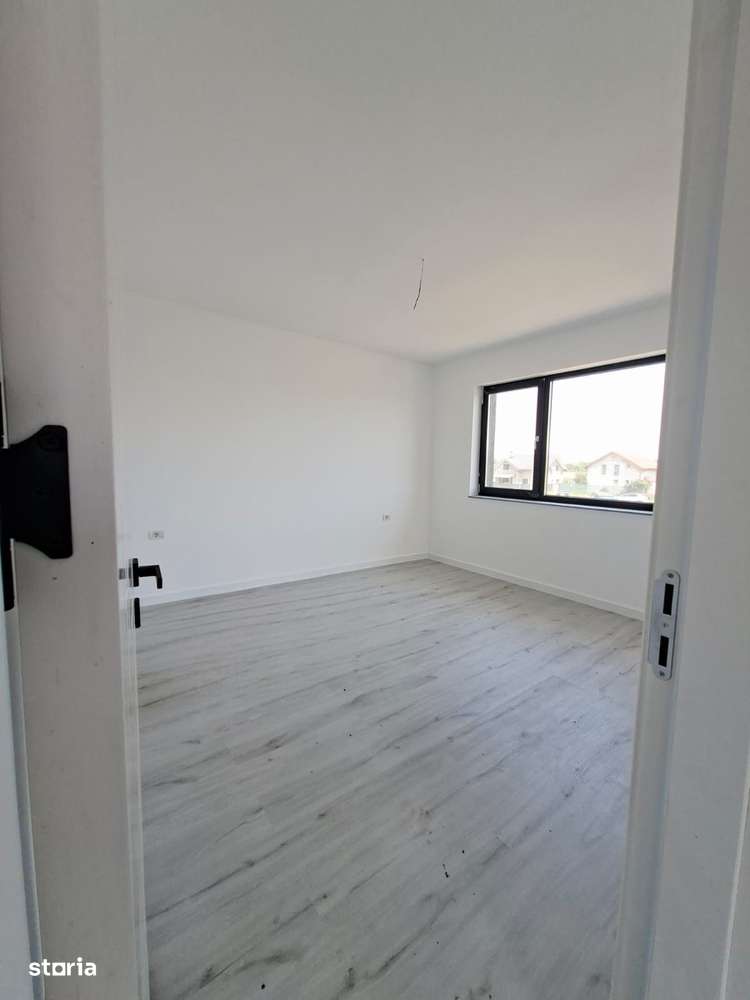 Casa/Vila Parter + 1Etaj/4 camere/Com.Berceni/Comision 0%-11